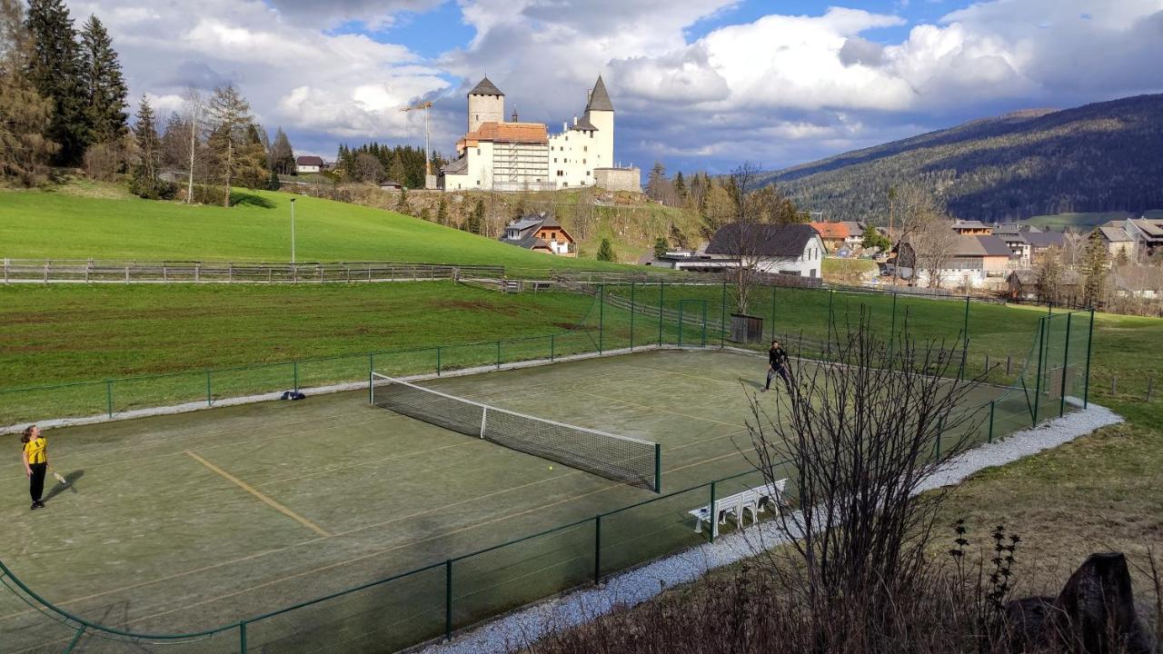 Burglodge Fischerkeusche Mauterndorf  Dış mekan fotoğraf