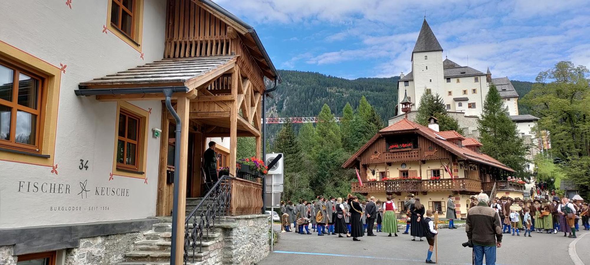 Burglodge Fischerkeusche Mauterndorf  Dış mekan fotoğraf