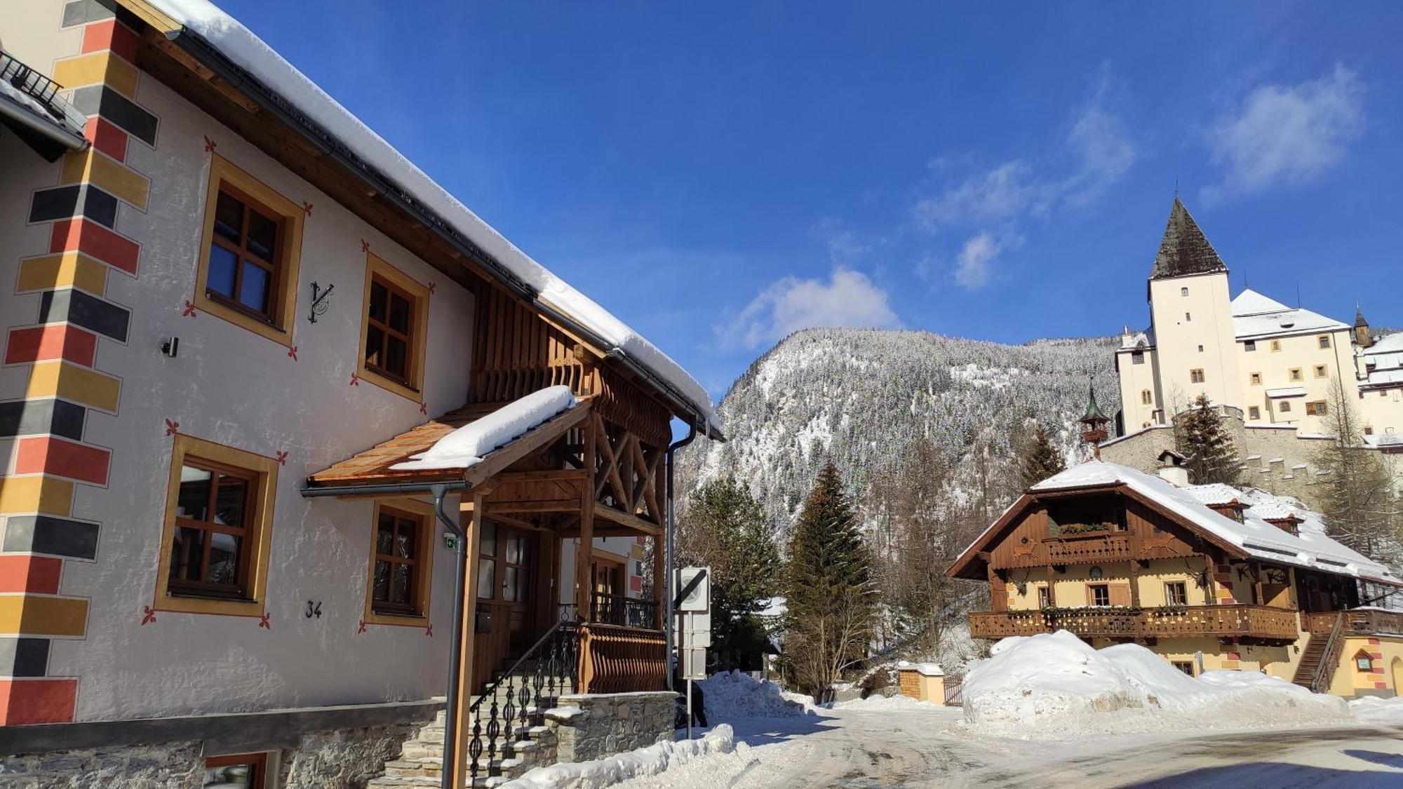 Burglodge Fischerkeusche Mauterndorf  Dış mekan fotoğraf